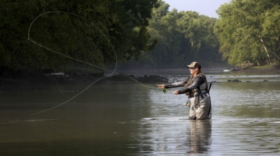 Learn All About Fly Fishing at Illinois River School