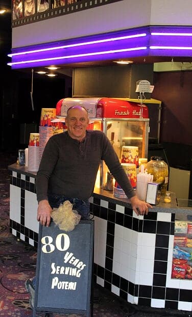 theater 80
