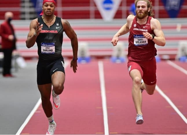 Razorbacks Communications