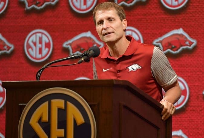 Razorbacks Communications