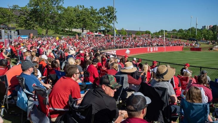 Razorbacks Communications