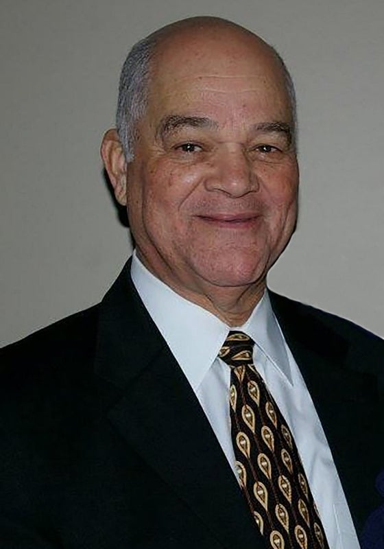 Dr Sidney Carter